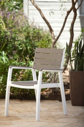 Стул c подлокотниками Гармония (Harmony armchair) белый-капучино в Первоуральске - pervouralsk.mebel24.online | фото 1